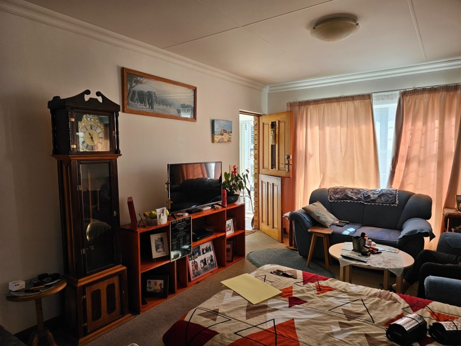 1 Bedroom Property for Sale in Groenkloof Retirement Village Western Cape